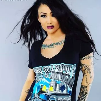 قناة Kianna Bradley