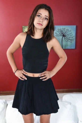 পর্নস্টার Izzy Bell