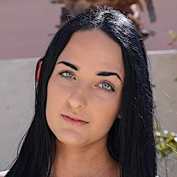 Pornostar Alli Black