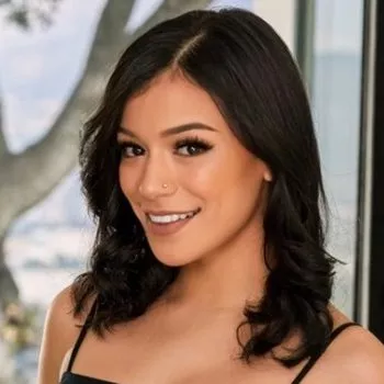 Porno Yıldızı Savannah Sixx